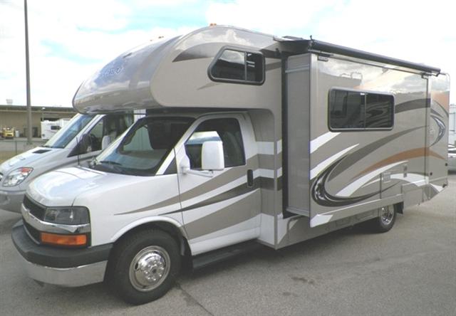 2013 THOR MOTOR COACH Four Winds